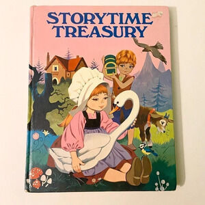 Vintage 1977 Storytime Treasury World Distributors Book Printed  In Italy